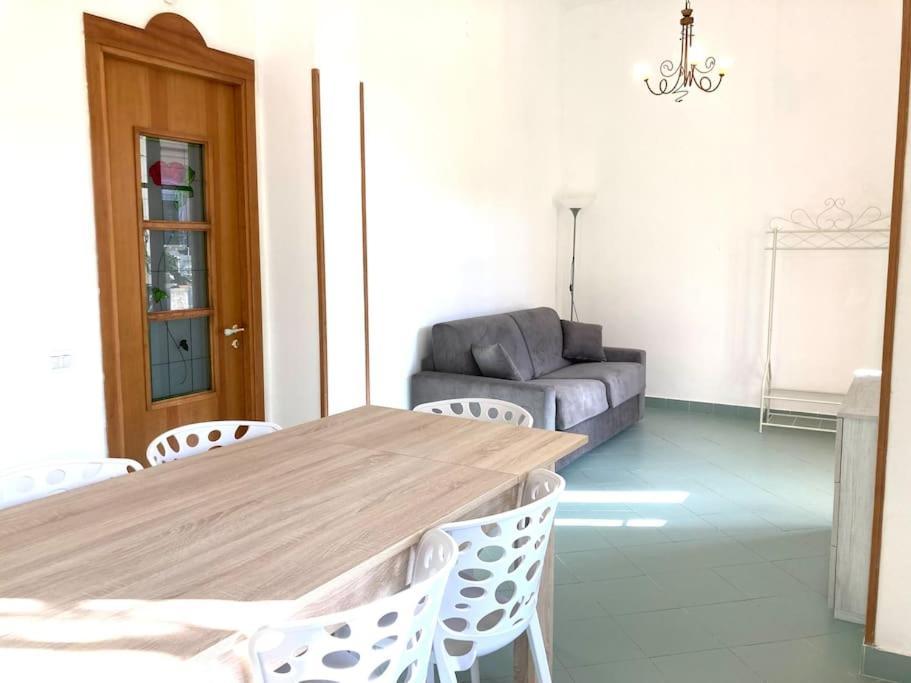 Villa Orlando Mondello Palermo Eksteriør bilde